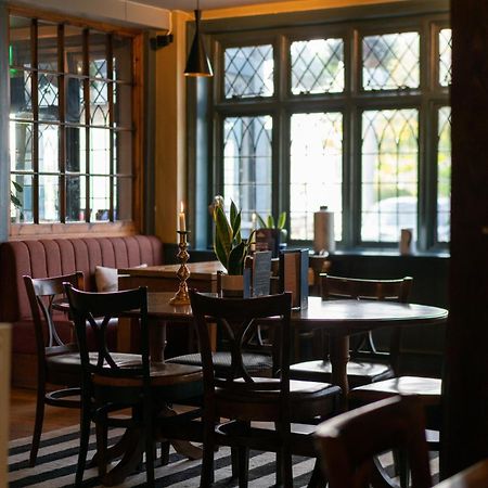 The Mayflower Lymington Bagian luar foto