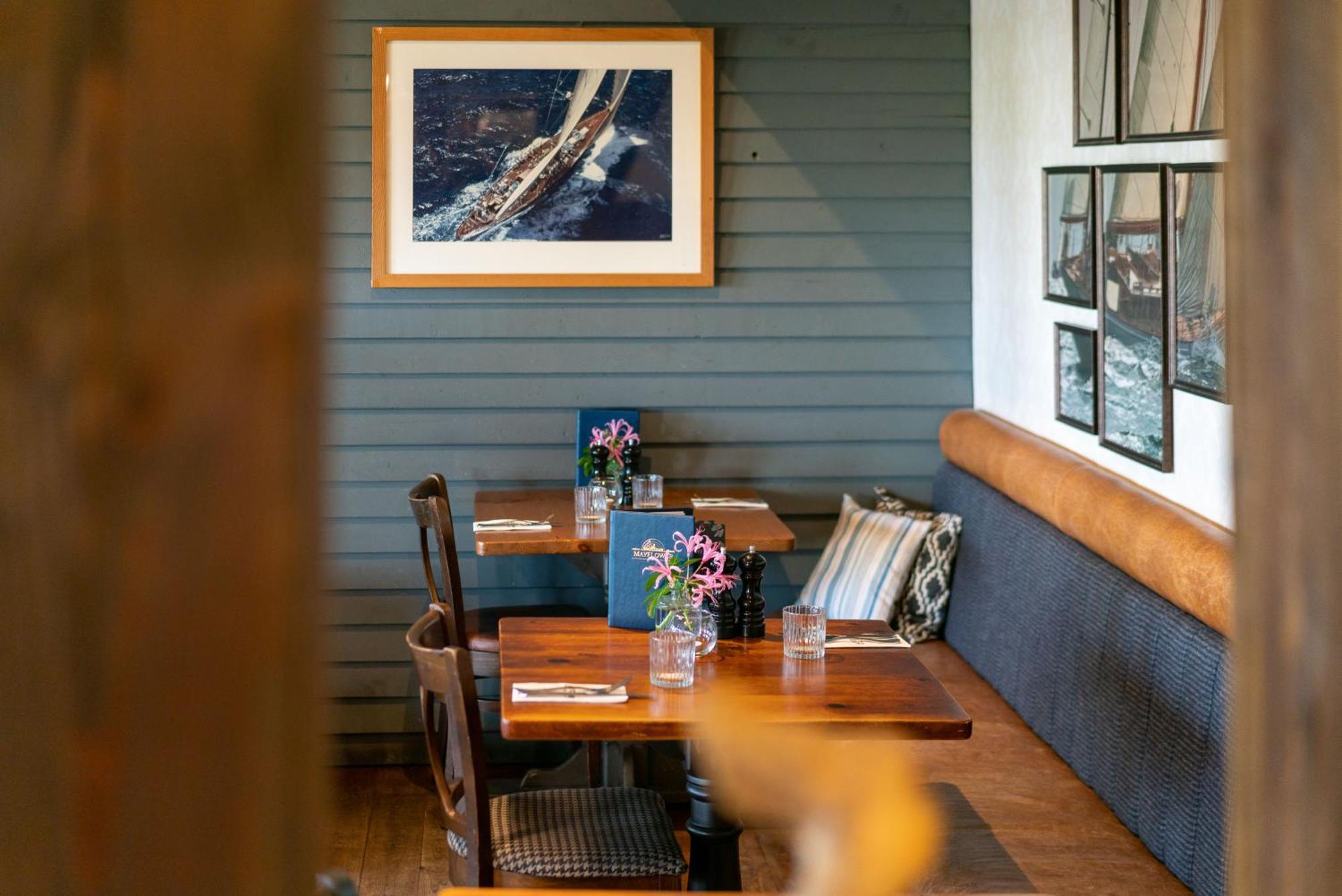 The Mayflower Lymington Bagian luar foto